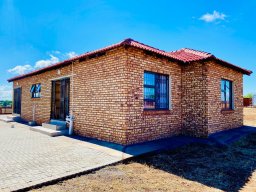 Gaetsewe House Handover