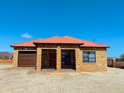 Gaetsewe House Handover